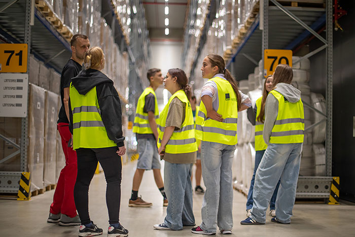 Schüler bei Gerodur Schüler bei Gerodur
