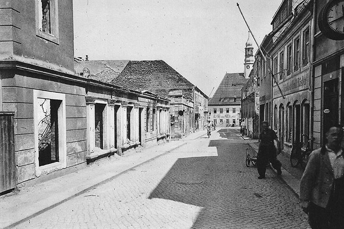 Neustadt 9. Mai 1945  Neustadt 9. Mai 1945