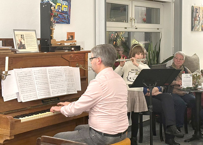 Dirk Stolle am Klavier Dirk Stolle am Klavier